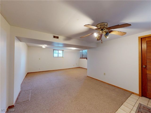 211 W Overlook Drive, Eastlake, OH 44095