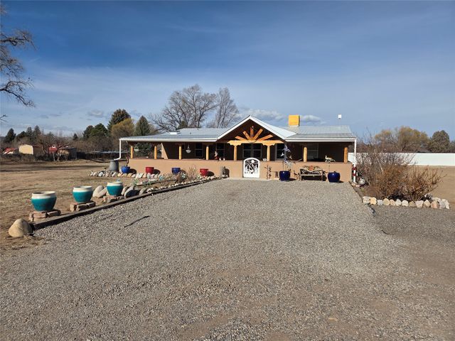 70A County Road 24, Espanola, NM 87532