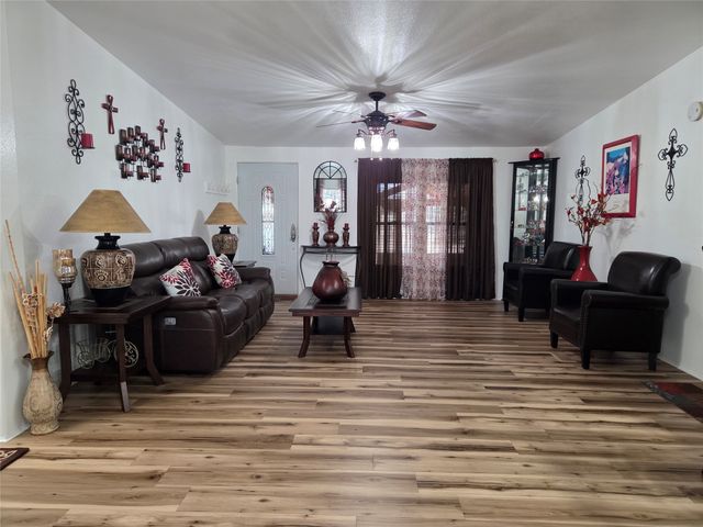 70A County Road 24, Espanola, NM 87532