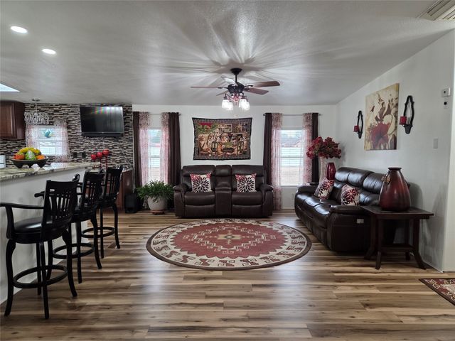 70A County Road 24, Espanola, NM 87532