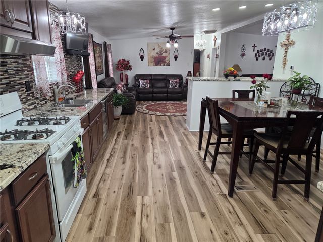 70A County Road 24, Espanola, NM 87532