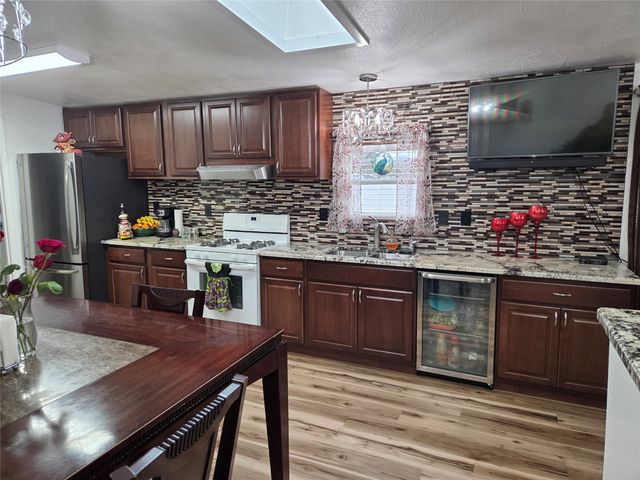 70A County Road 24, Espanola, NM 87532