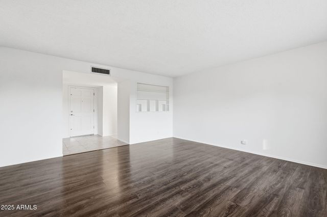 5843 E DODGE Street, Mesa, AZ 85205