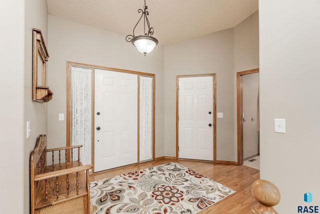 120 N Detroit Ave Avenue, Sioux Falls, SD 57110