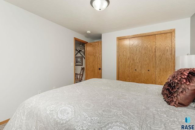 120 N Detroit Ave Avenue, Sioux Falls, SD 57110