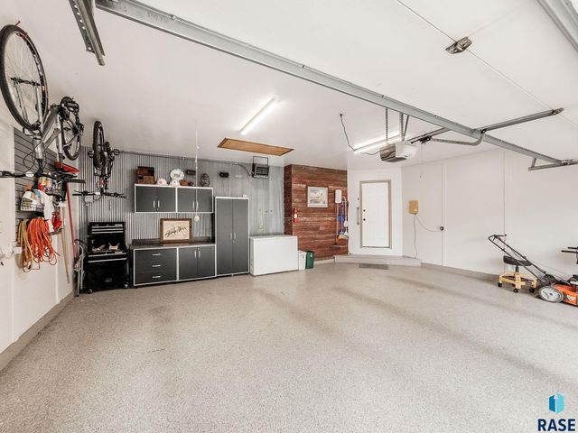 120 N Detroit Ave Avenue, Sioux Falls, SD 57110