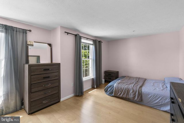 7242 EARLY GOLDEN LN, Pikesville, MD 21208