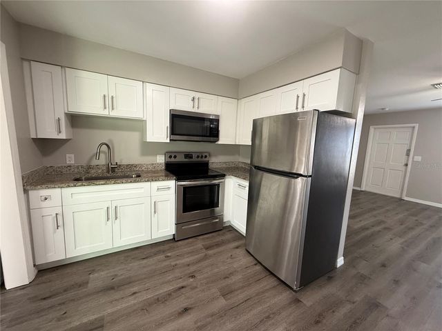 518 BRIARWOOD ROAD, Venice, FL 34293