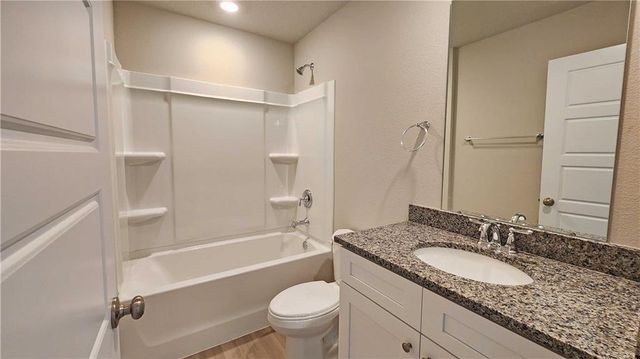 4467 Valor Ridge Way W, Mobile, AL 36619