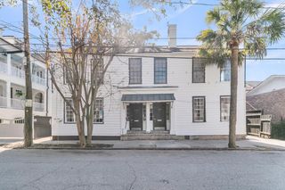 153 Queen Street, Charleston, SC 29401