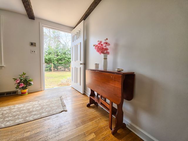 527 S Orleans Rd, Brewster, MA 02631