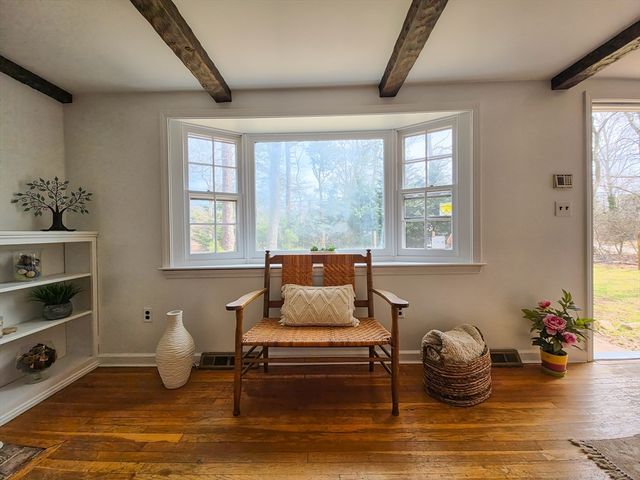 527 S Orleans Rd, Brewster, MA 02631