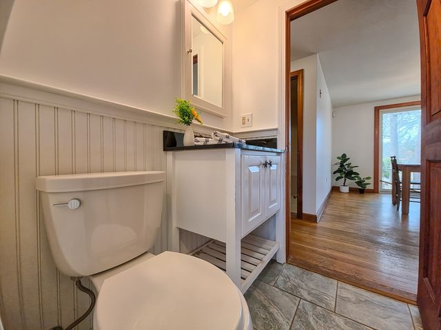 527 S Orleans Rd, Brewster, MA 02631