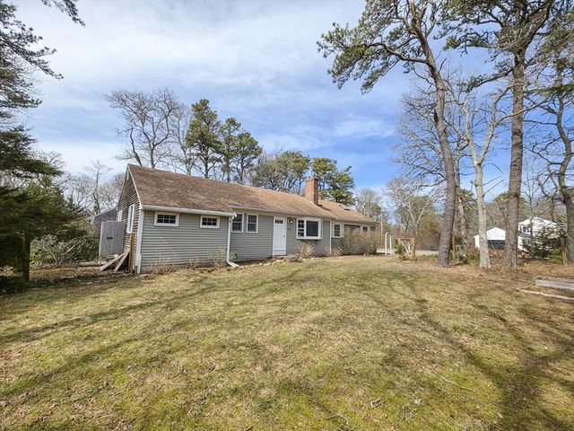 527 S Orleans Rd, Brewster, MA 02631