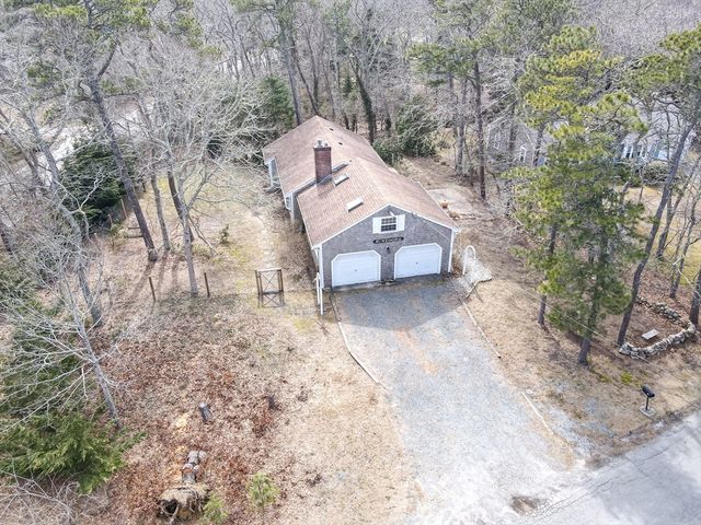 527 S Orleans Rd, Brewster, MA 02631