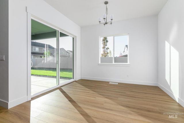 5259 W River Oaks Dr, Meridian, ID 83646