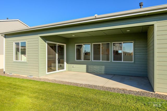 5259 W River Oaks Dr, Meridian, ID 83646