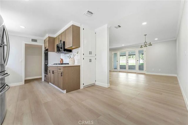 23931 Bessemer Street, Woodland Hills, CA 91367