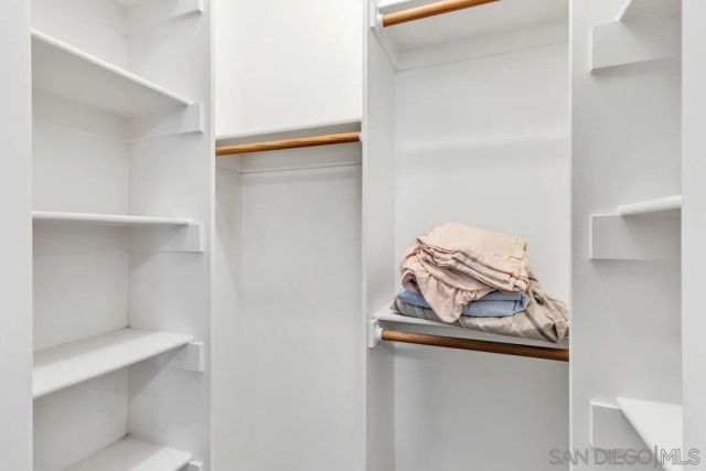 525 11th Ave 1208, San Diego, CA 92101