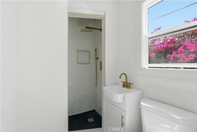 1211 Cole, Los Angeles, CA 90038