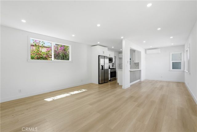 1211 Cole, Los Angeles, CA 90038