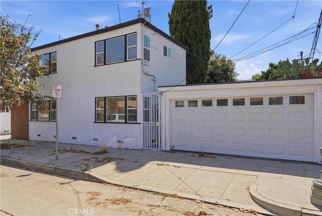 1211 Cole, Los Angeles, CA 90038