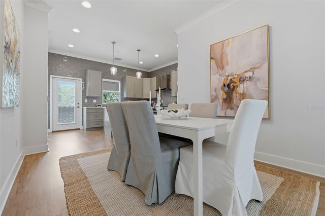 946 HIGHLAND AVENUE 16, Dunedin, FL 34698
