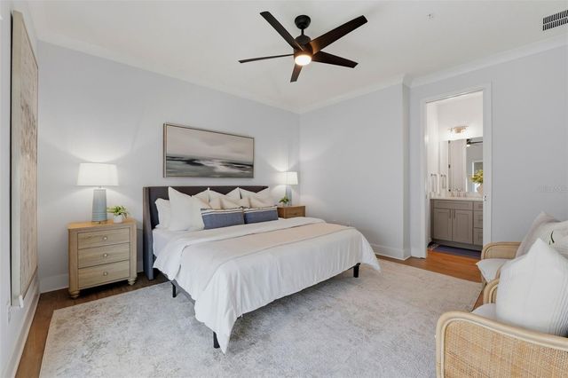 946 HIGHLAND AVENUE 16, Dunedin, FL 34698
