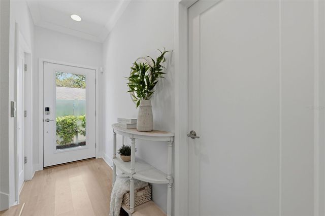 946 HIGHLAND AVENUE 16, Dunedin, FL 34698