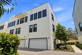 946 HIGHLAND AVENUE 16, Dunedin, FL 34698