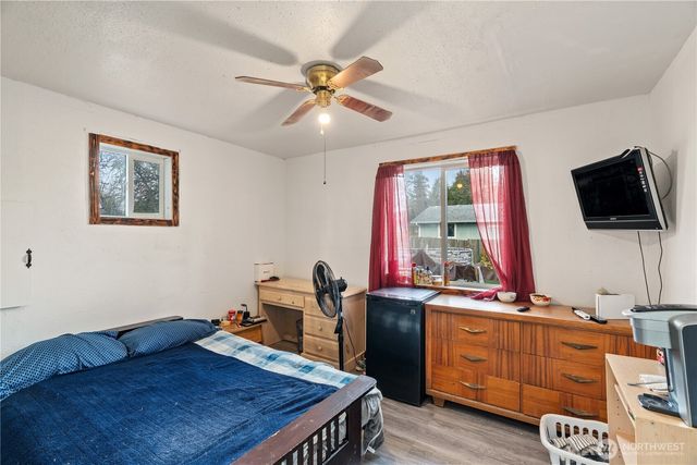 212 E Jefferson Street, Napavine, WA 98565