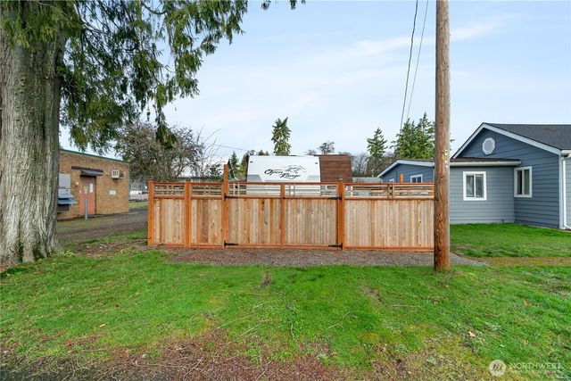 212 E Jefferson Street, Napavine, WA 98565