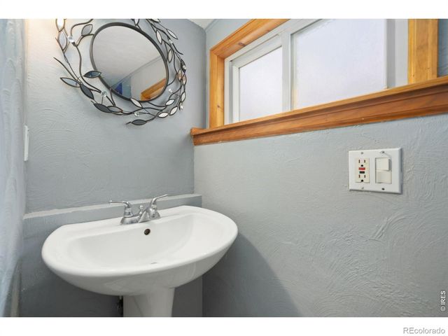 924 Sycamore Street, Fort Collins, CO 80521