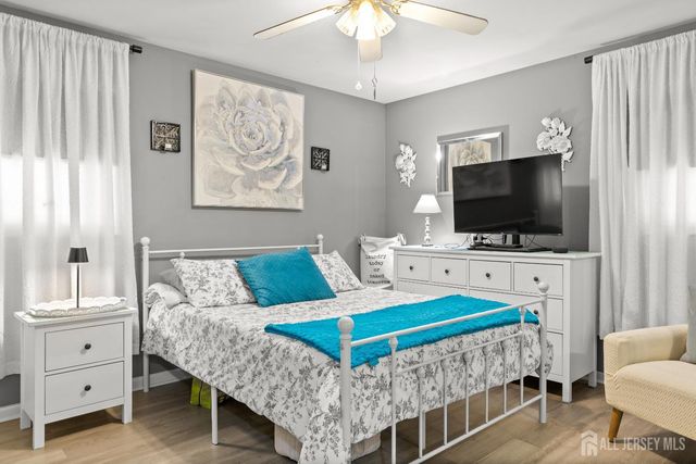 1147 Passaic Avenue, Linden, NJ 07036