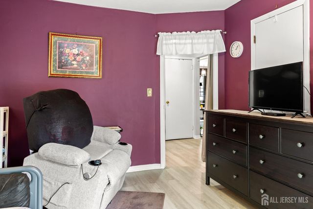 1147 Passaic Avenue, Linden, NJ 07036