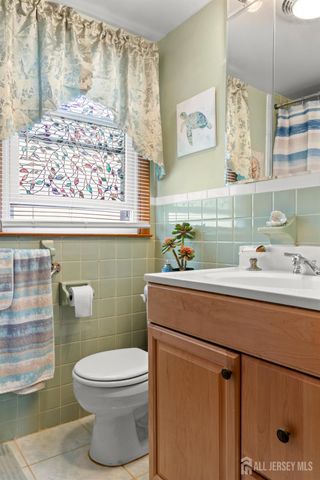 1147 Passaic Avenue, Linden, NJ 07036