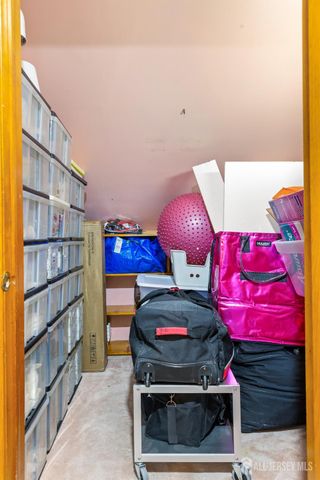 1147 Passaic Avenue, Linden, NJ 07036