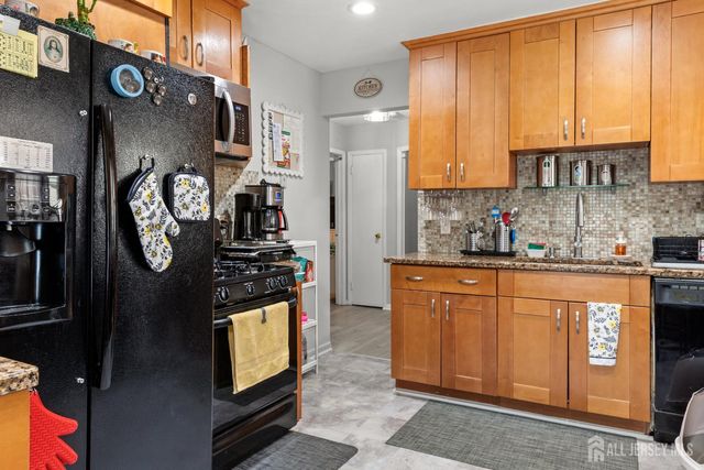 1147 Passaic Avenue, Linden, NJ 07036