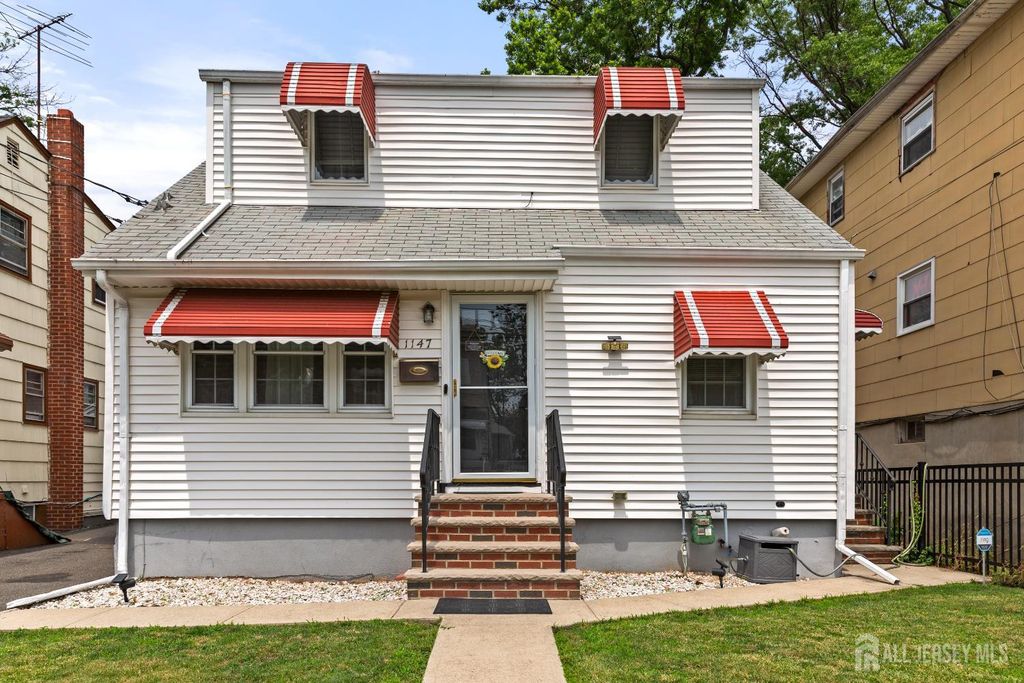 1147 Passaic Avenue, Linden, NJ 07036