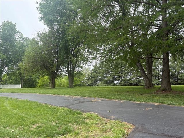 5825 Z Highway, Edgerton, MO 64444