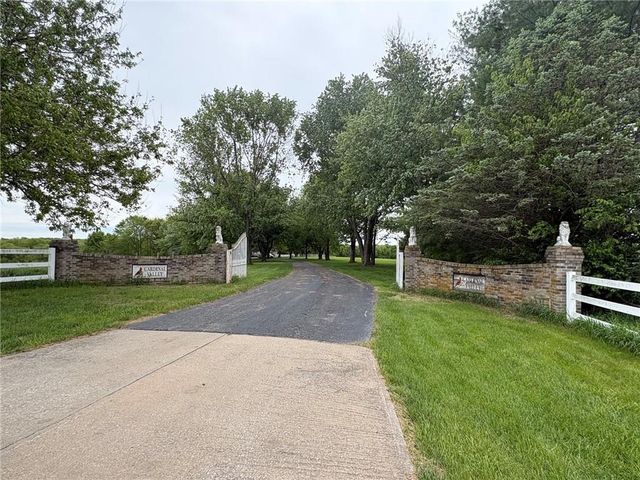 5825 Z Highway, Edgerton, MO 64444