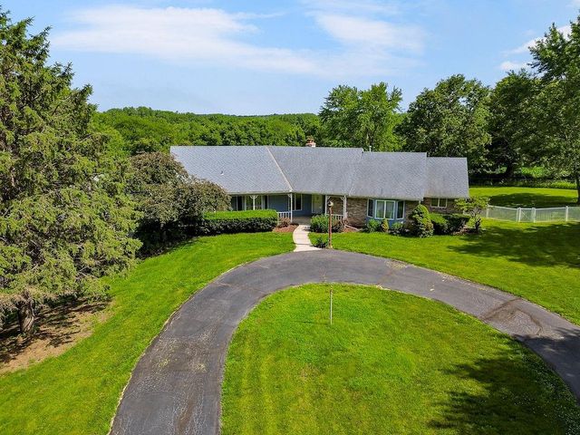 5825 Z Highway, Edgerton, MO 64444