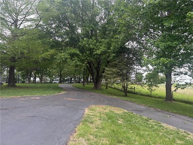 5825 Z Highway, Edgerton, MO 64444
