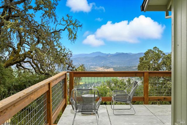 31000 Pine Mountain Rd, Cloverdale, CA 95425