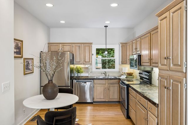 101 Bonnie Briar Ln, Nashville, TN 37212