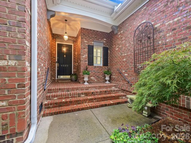6505 Enclave Place, Charlotte, NC 28277