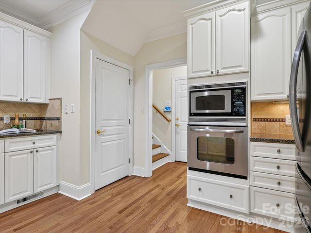 6505 Enclave Place, Charlotte, NC 28277