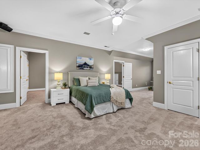 6505 Enclave Place, Charlotte, NC 28277