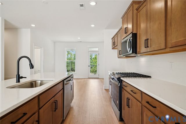15349 Oasis Sun Way, Midlothian, VA 23112