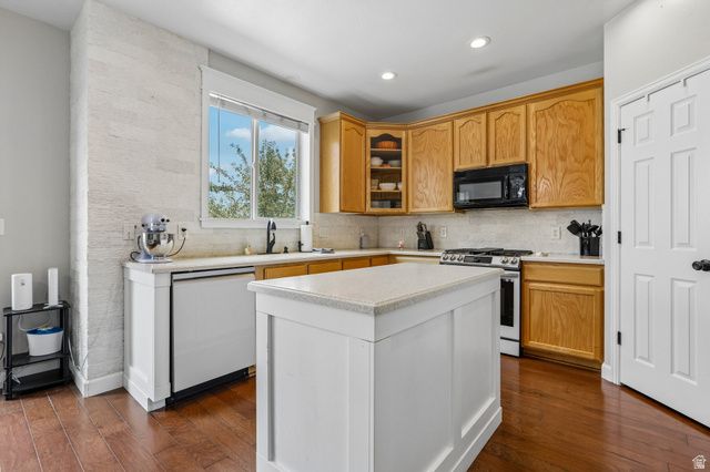 2819 E HIDEOUT CIR, Eagle Mountain, UT 84005